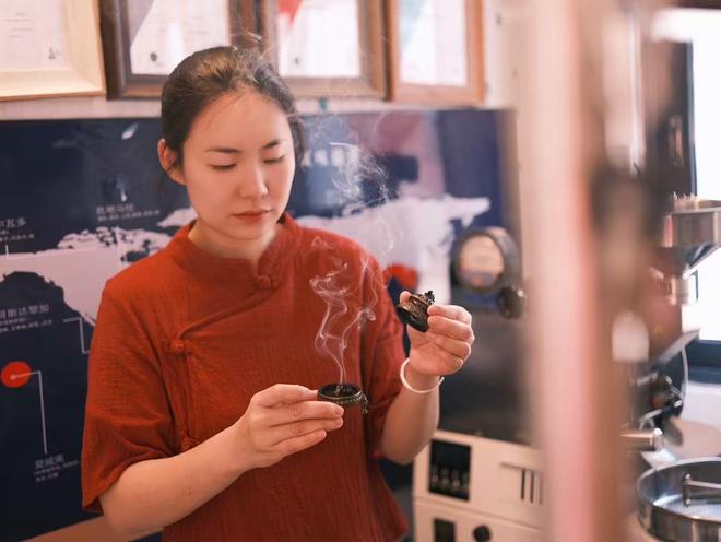 妹以香续脉 非遗技艺撬动乡村新引擎CQ9电子有限公司珠海三灶镇李氏姐(图4)
